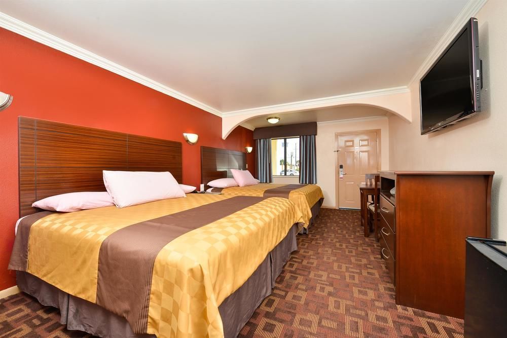 Americas Best Value Inn Houston Heights At I-45 Exterior foto